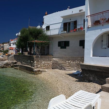 Apartments Dominko Brist Luaran gambar